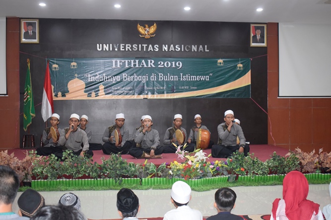 You are currently viewing Berbagi di Bulan Ramadhan, Fakultas Biologi Lakukan Buka Bersama