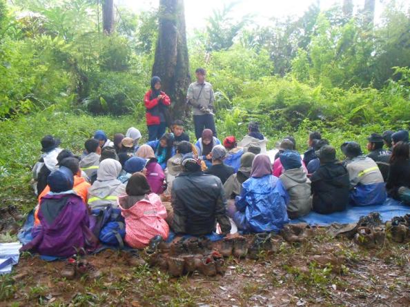 Read more about the article Mahasiswa Biologi Belajar Jadi Field Biologist