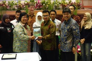 Read more about the article Peringati Hari Hutan Internasional 2017 Fakultas Biologi Hadiri Diskusi Ilmiah Bersama Kementrian Lingkungan Hidup Dan Kehutanan.